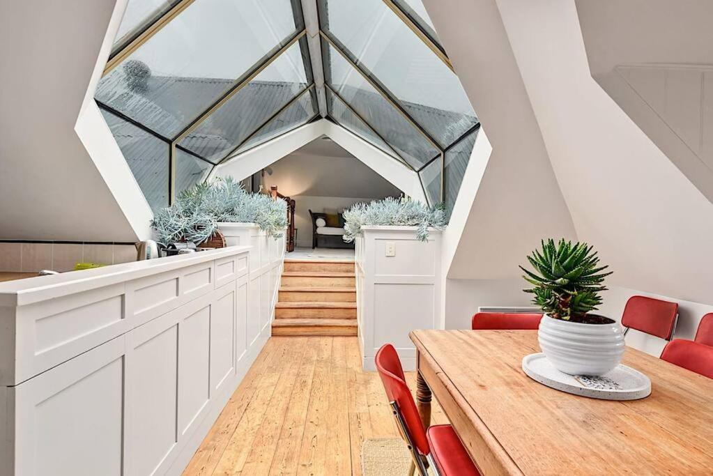 Blackwood Tree Cottage - Heritage Listed Property - Evandale! Extérieur photo