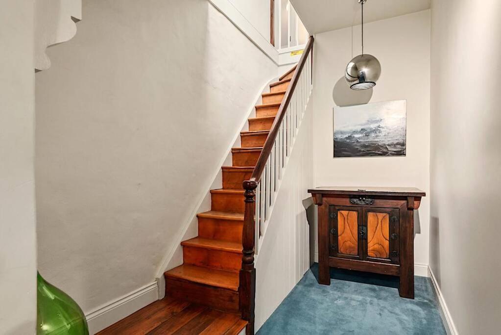Blackwood Tree Cottage - Heritage Listed Property - Evandale! Extérieur photo